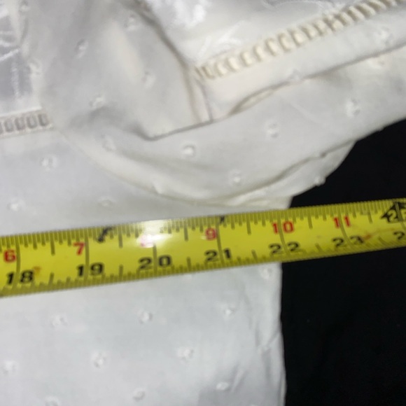 Beautiful Loft Flowing Blouse. New without tags. Size L - Picture 8 of 8